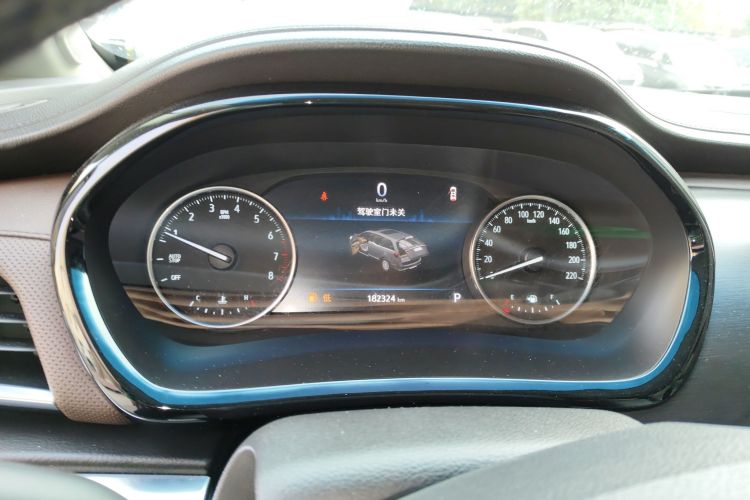 别克GL8 2021款 陆上公务舱 652T 智慧豪华型中控内饰14