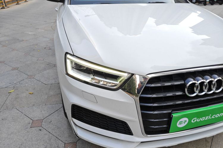 奥迪Q3 2018款 35 TFSI 运动型典藏版车身外观8