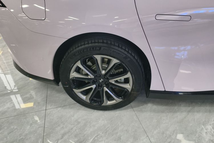 小鹏P7 2020款 670E车身外观6003