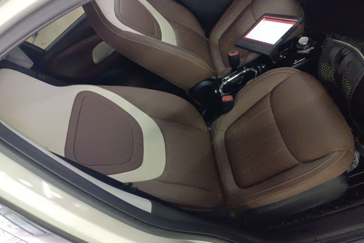 五菱汽车 五菱缤果 2023款 410km 灵犀尊享款局部细节41