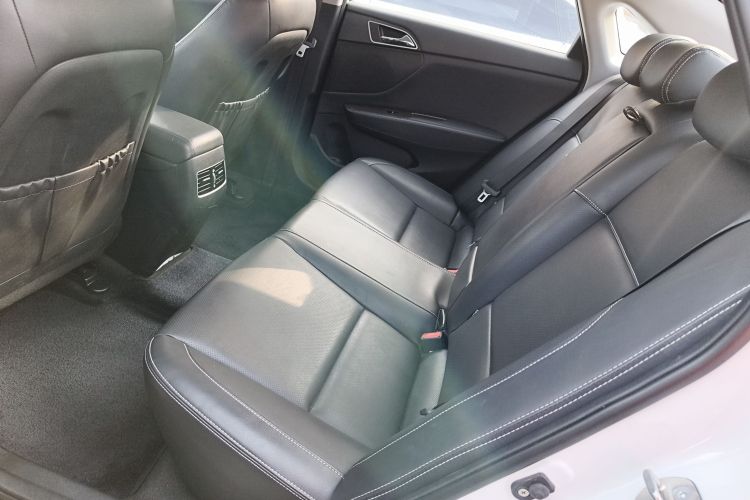 现代 名图 2016款 1.6T 自动智能型GLS中控内饰21