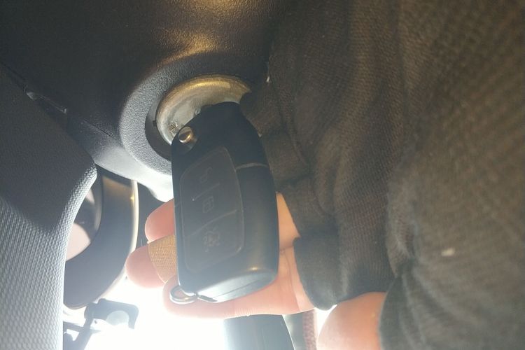 福特 嘉年华 2013款 三厢 1.5L 手动时尚型中控内饰7001