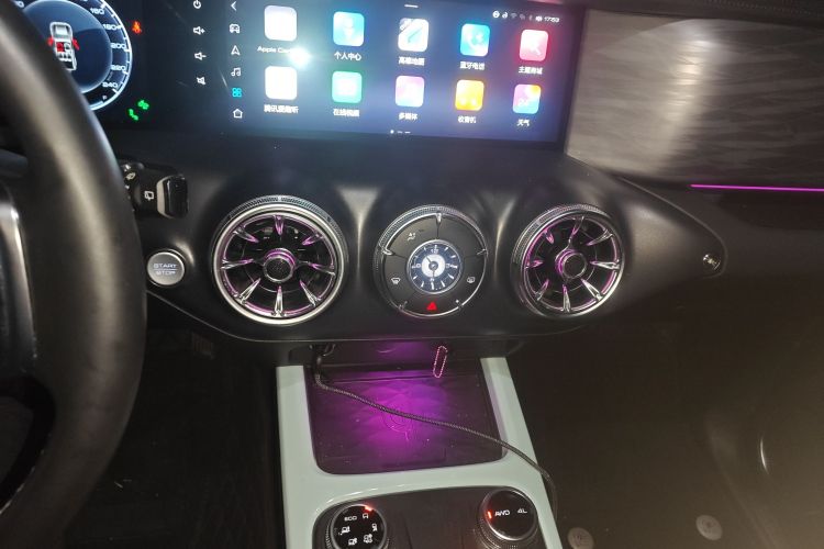 坦克300 2021款 城市版 2.0T 很有型中控内饰16