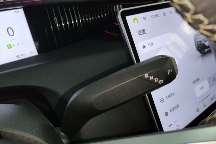 阿维塔11 2023款 鸿蒙 90度 后驱版中控内饰18