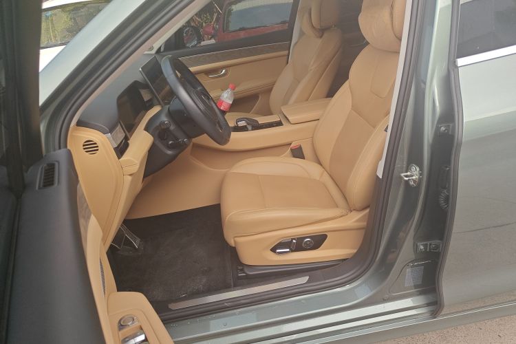 鸿蒙智行 问界M5 2022款 增程四驱性能版中控内饰19