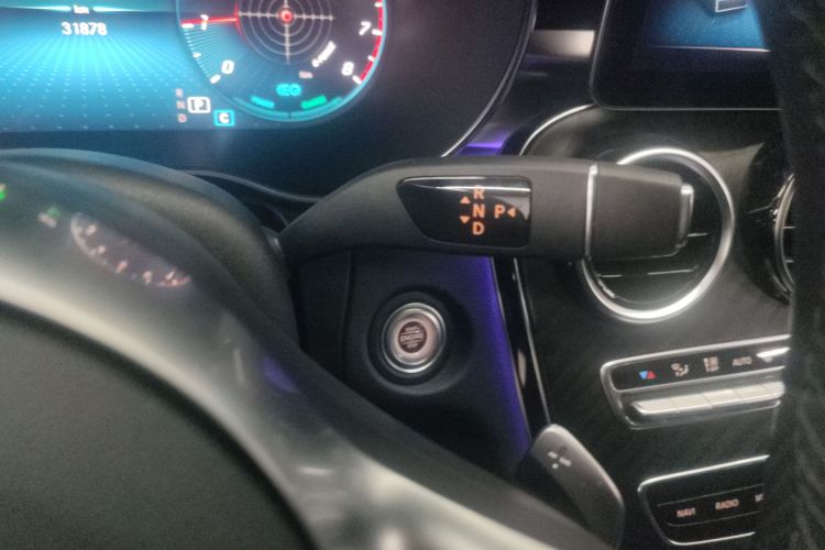 奔驰C级 2021款 C 260 L 运动星耀臻藏版中控内饰18