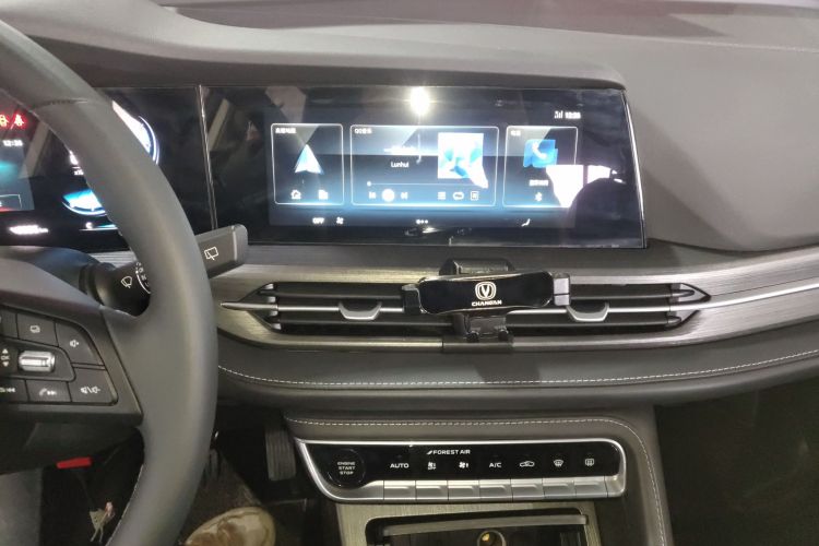 长安CS55PLUS 2021款 蓝鲸版 1.5T DCT豪华型中控内饰16