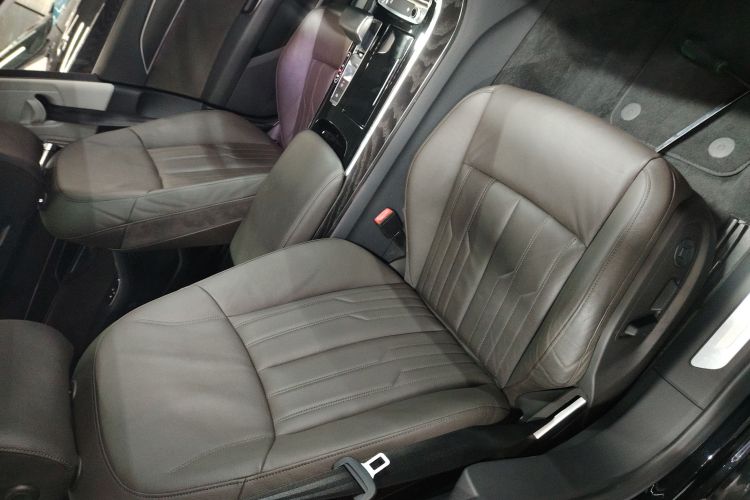 奥迪A8 2018款 A8L 55 TFSI quattro投放版精英型局部细节41