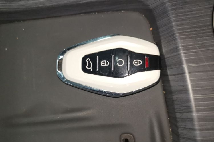 捷途X90 PRO 2024款 2.0T DCT旗舰版 5座中控内饰11