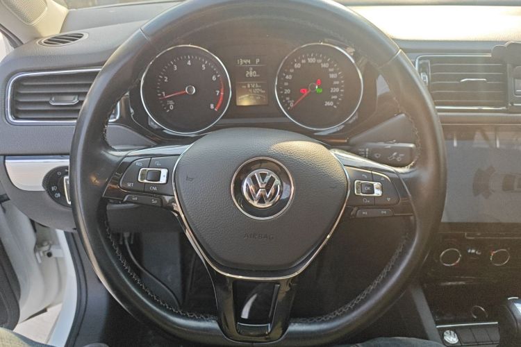 大众 速腾 2018款 1.6L 自动舒适型中控内饰13