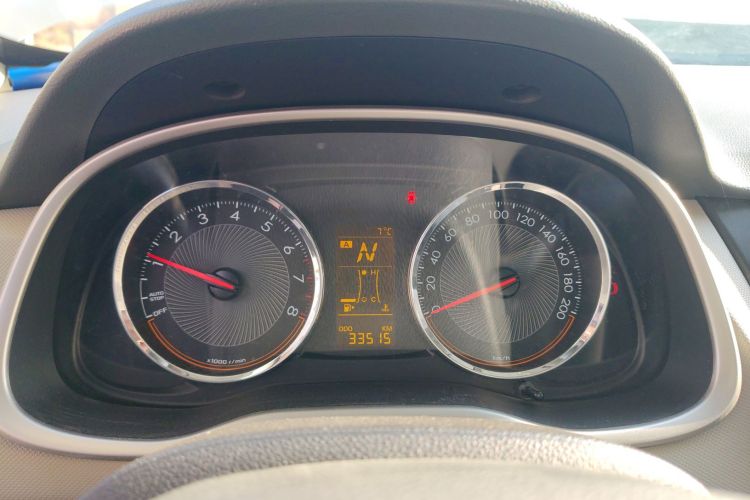 雪佛兰 2018款 赛欧3 1.3L AMT理想版中控内饰14