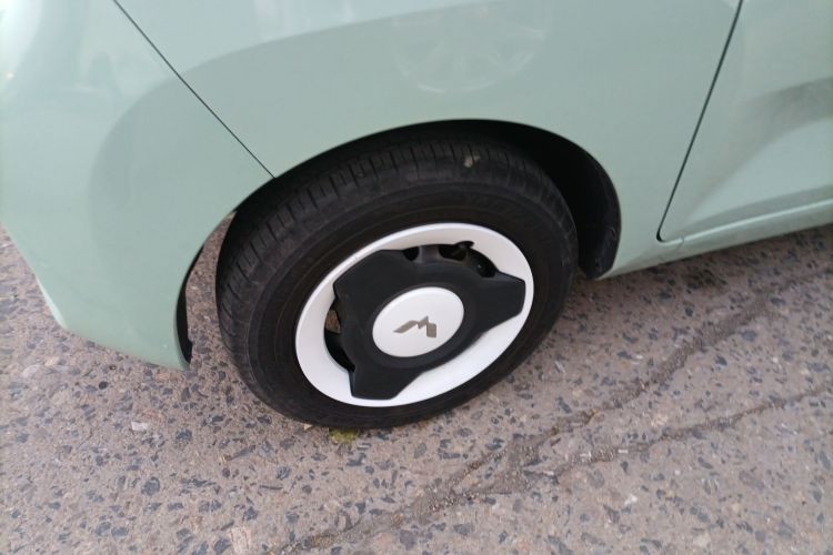 五菱汽车 宏光MINIEV 2022款 悦享款 磷酸铁锂车身外观6007