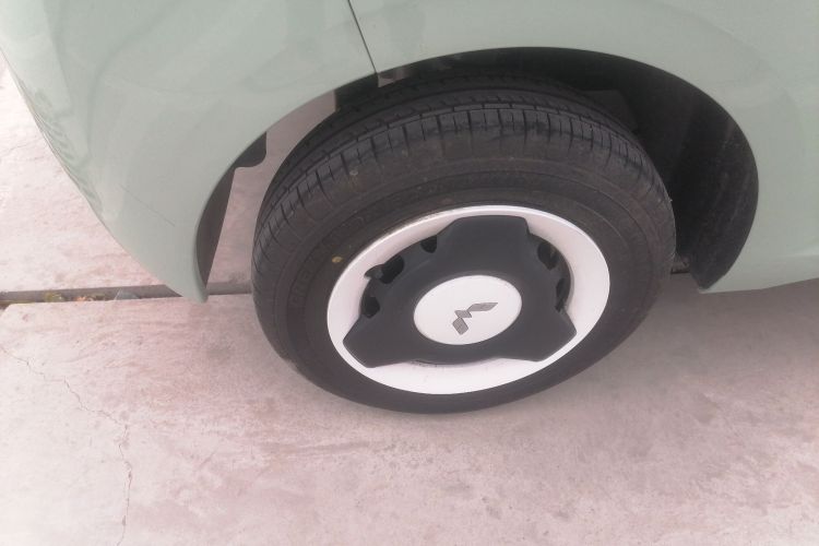 五菱汽车 宏光MINIEV 2024款 第三代 215km 青春版车身外观6003