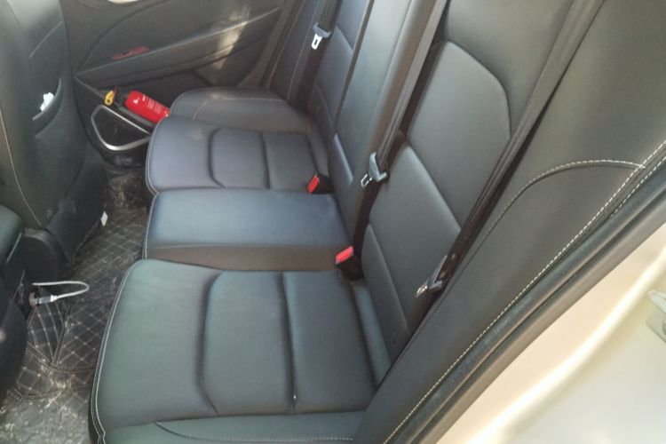 吉利汽车 帝豪 2018款 1.5L 手动向上互联版中控内饰21