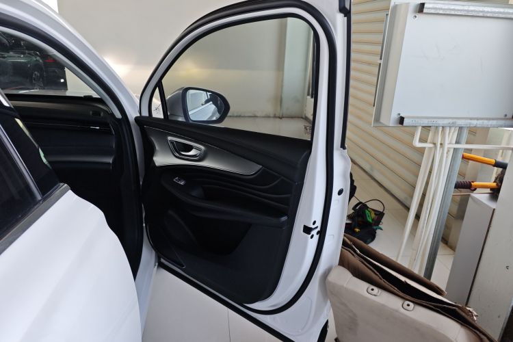 荣威RX5 eMAX 2020款 500PHEV 4G互联豪华版中控内饰42