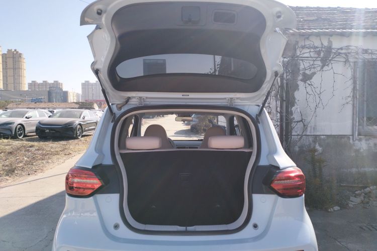 零跑汽车 零跑T03 2023款 403智享版局部细节23