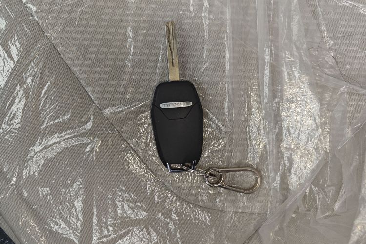 上汽大通MAXUS 大通G50 2024款 PLUS 1.5T 幸福推荐自动荣耀版中控内饰7001