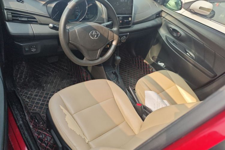 丰田 威驰 2014款 1.5L 自动智臻版中控内饰20