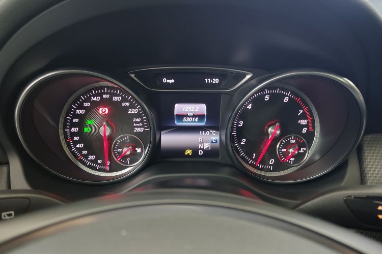 奔驰GLA 2018款 GLA 200 时尚型局部细节14