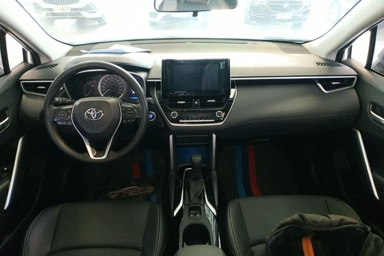 丰田 锋兰达 2022款 2.0L CVT豪华版中控内饰12