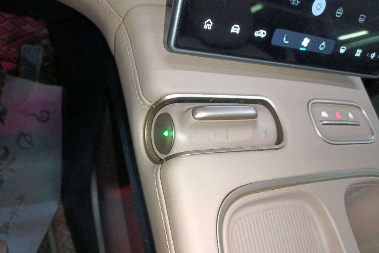 蔚来ES6 2023款 75kWh中控内饰18