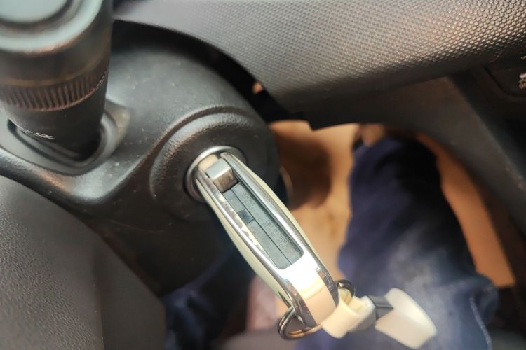 雪佛兰 科沃兹 2019款 320 自动欣享天窗版中控内饰7001