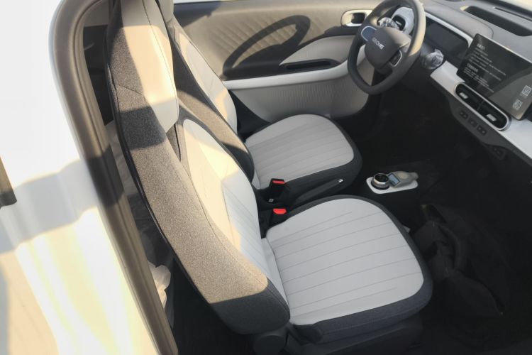 吉利银河 2025款 210km 熊猫骑士局部细节41