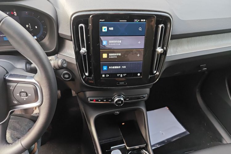 沃尔沃XC40 2025款 B3 智远豪华版中控内饰16