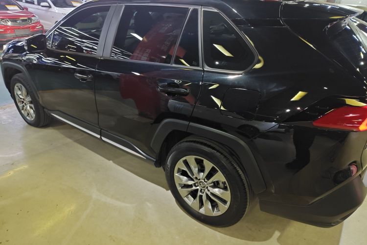 丰田 威兰达 2022款 2.0L CVT两驱豪华PLUS版车身外观6003