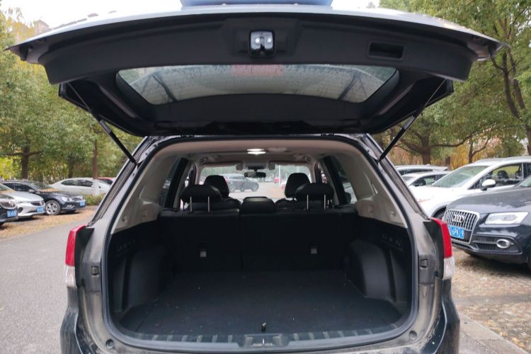 斯巴鲁 森林人 2019款 2.0i 豪华版EyeSight机舱底盘23