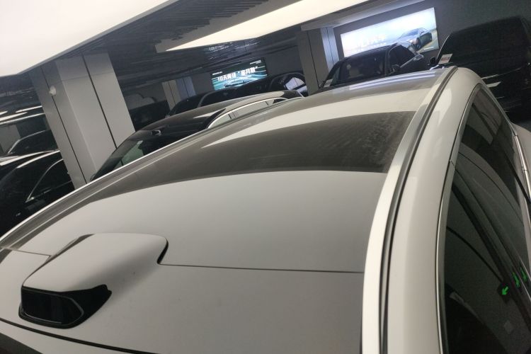 鸿蒙智行 问界M8 2025款 纯电 Max+ 六座四驱版局部细节57