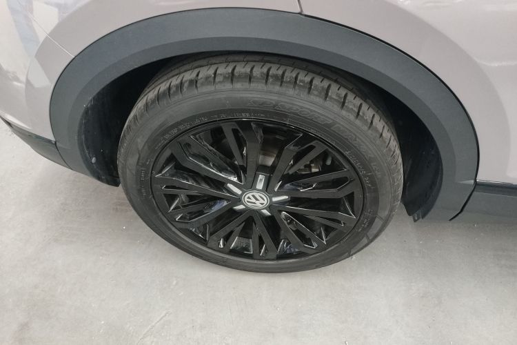 大众 T-ROC探歌 2018款 280TSI DSG两驱舒适型 国V车身外观6008