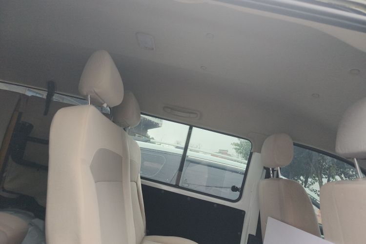 东风风行 菱智 2020款 M5L 1.6L 实用型中控内饰22