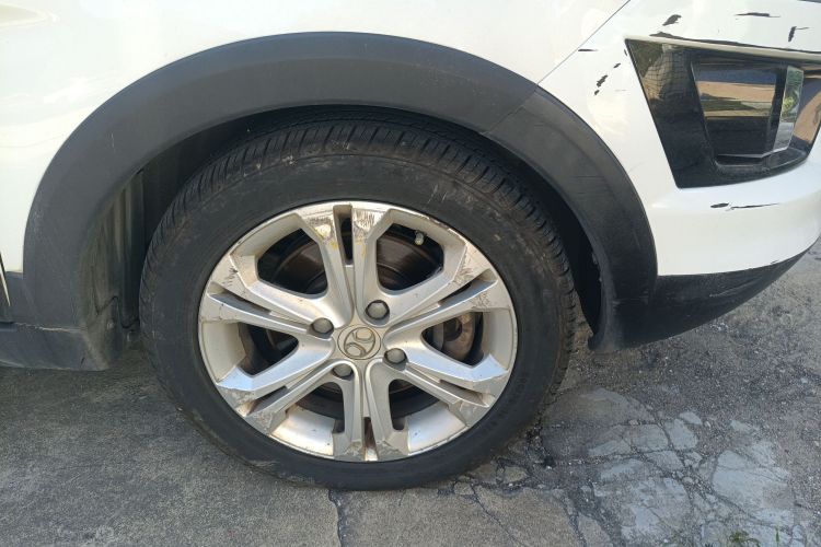 北汽新能源EX 2018款 EX360 新尚版车身外观10