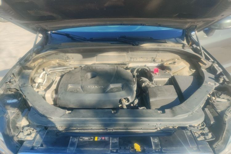 沃尔沃XC60 2021款 T5 四驱智远豪华版机舱底盘24