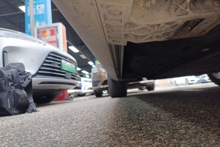 鸿蒙智行 问界M7 2024款 1.5T 智驾四驱Ultra版 6座局部细节9001