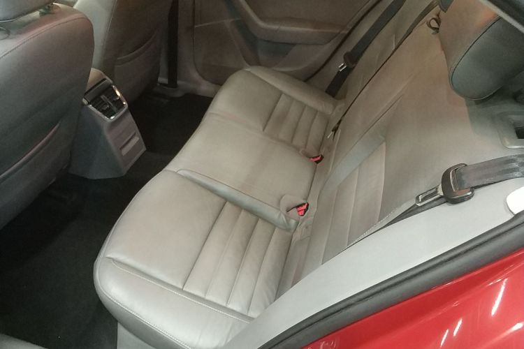 斯柯达 明锐 2015款 1.4TSI 手动逸俊版中控内饰21