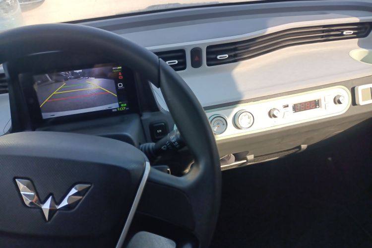 五菱汽车 宏光MINIEV 2021款 马卡龙时尚款 磷酸铁锂中控内饰16