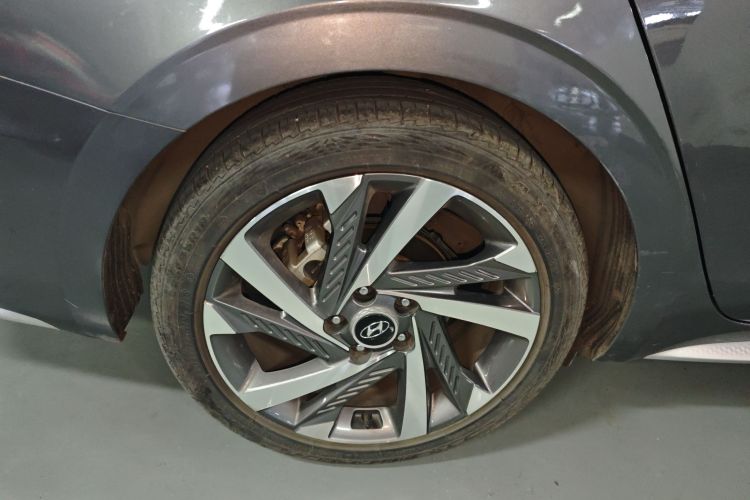 现代 名图 2021款 1.8L CVT LUX尊贵版车身外观6008