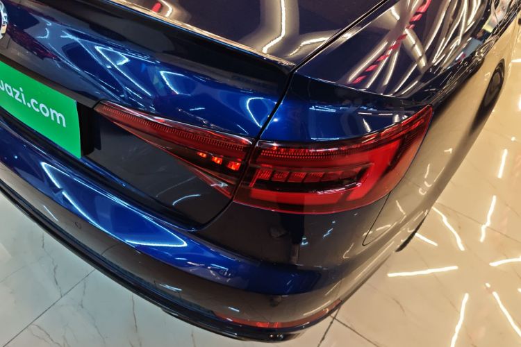 奥迪S4 2018款 S4 3.0TFSI车身外观9