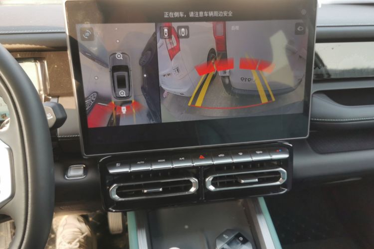 捷途自由者 2025款 2.0TD 自动XWD征服中控内饰16