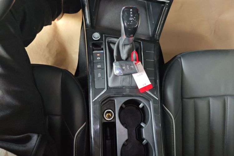 大众 帕萨特 2022款 330TSI 精英版局部细节18