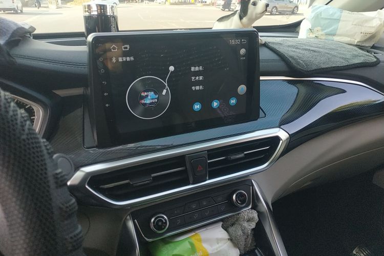 上汽大通MAXUS 大通G50 2023款 1.5T 手动畅游A局部细节16