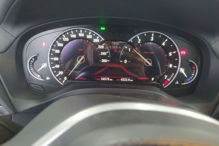 宝马X3 2018款 xDrive25i M运动套装 国VI中控内饰14