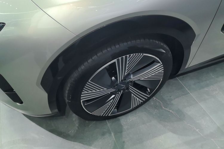 领克08 EM-P 2023款 245km 超长续航Halo车身外观6007