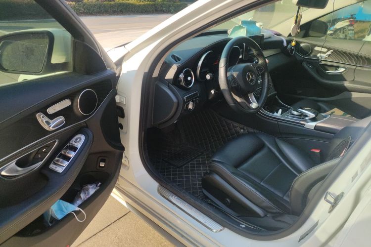 奔驰C级 2016款 C 200 L 运动型中控内饰7003