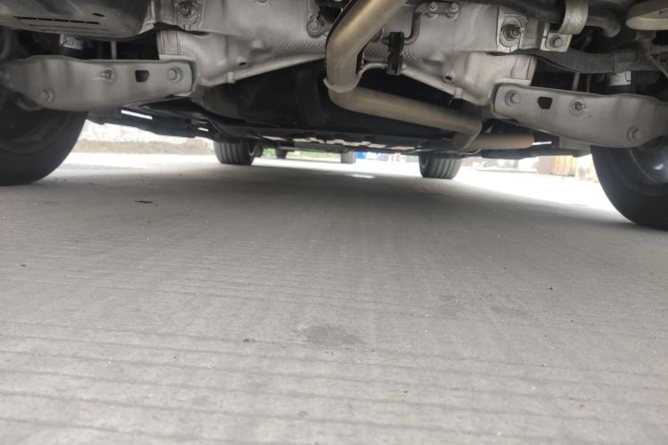 理想汽车 理想L9 2022款 Max局部细节9008