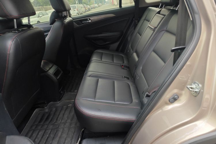 长安CS75 2014款 2.0L 手动豪华型 国IV中控内饰21