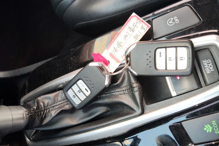 本田 凌派 2019款 180Turbo CVT豪华版 国VI中控内饰7001