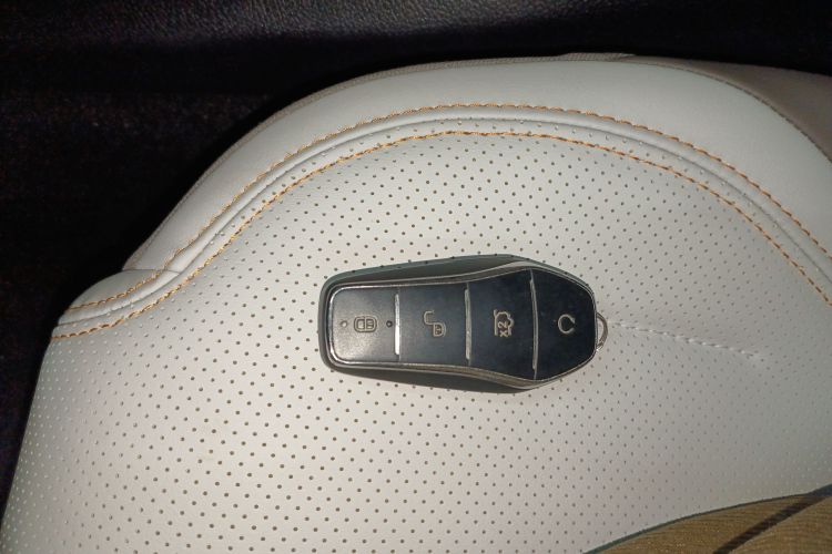 比亚迪 秦PLUS 2023款 冠军版 DM-i 55KM领先型中控内饰11